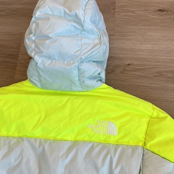 Men's The North Face HMLYN Down Parka size medium light blue/fluorescent yellow - Picture 7 of 7